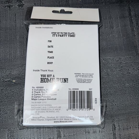 New York Yankees Party Invitations - 8 Ct. Amscan. - Picture 3 of 3